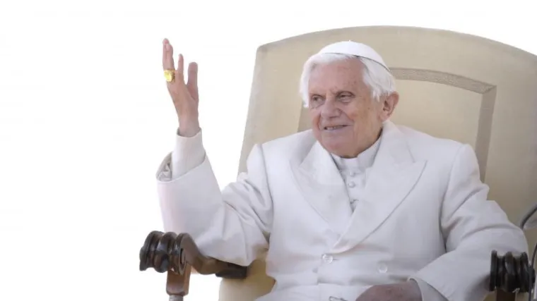 Papin sobar zavr&scaron;io iza re&scaron;etaka