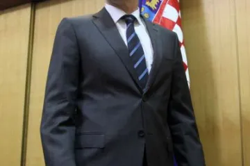 'Milanović je izgubio kontrolu nad svojim SDP-om!'