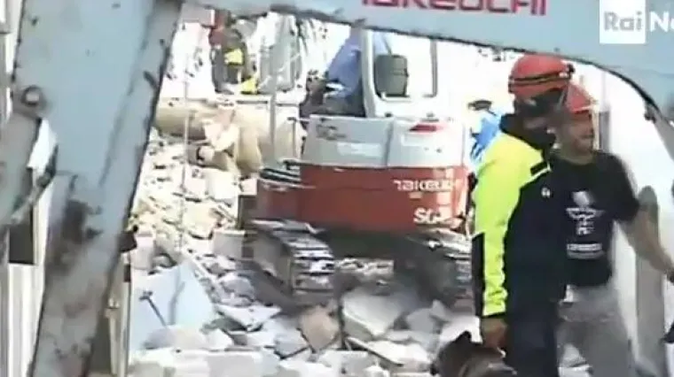 Bračni par i dijete poginuli prilikom uru&scaron;avanja zgrade