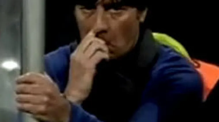 Odvratno: Izbornik Njemačke opet kopao nos!