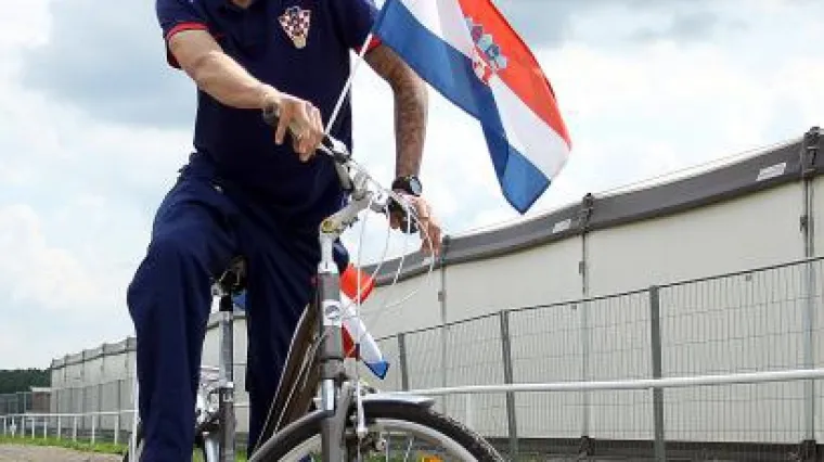 Mandžo: Tata je trebao bubamaru vezati lancem