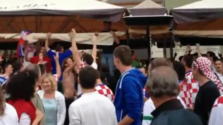 Hrvati jo&scaron; jednom ostavili navijački svijet bez teksta