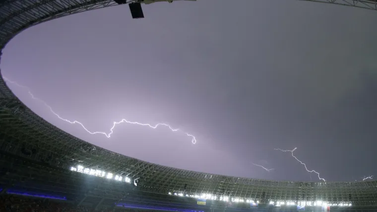 Hrvatima i Španjolcima se sprema prava oluja