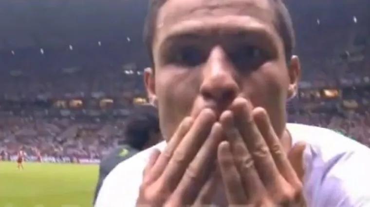 Ronaldo nakon gola poslao pusu Messiju!