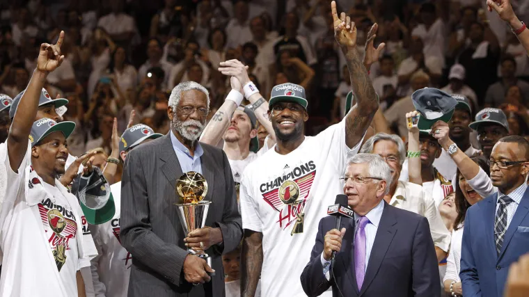 Kralj James napokon stigao do krune!