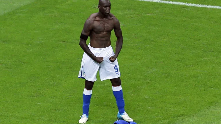 Balotelli nokautirao Elf i odveo Azzure u finale!