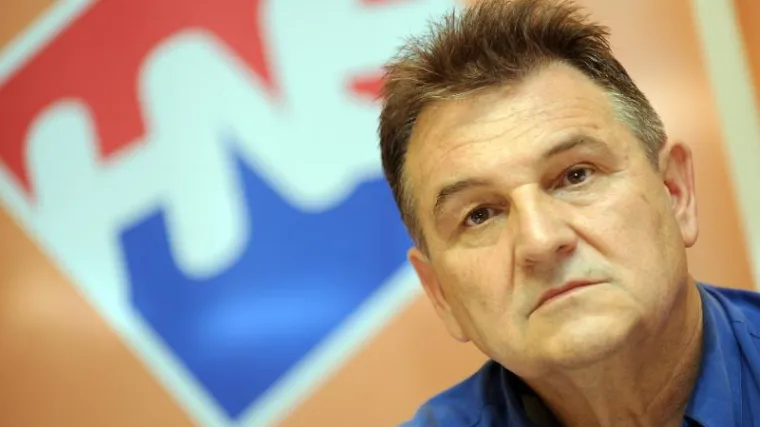 Čačić dan nakon presude ni ne pomi&scaron;lja na ostavku