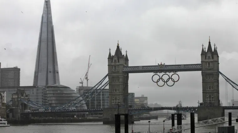 Spektakl nad Londonom: Moćni 'The Shard' proparao nebo!