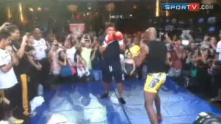 Ronaldo se 'potukao' s UFC prvakom