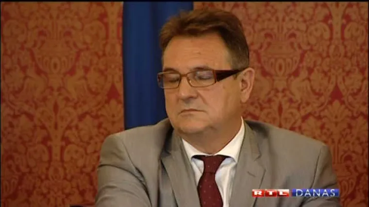 Birajte: Ili Čačić ili prijevremeni izbori?!