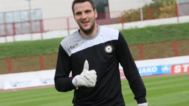 Dinamu se osmjehnula sreća u 93. minuti