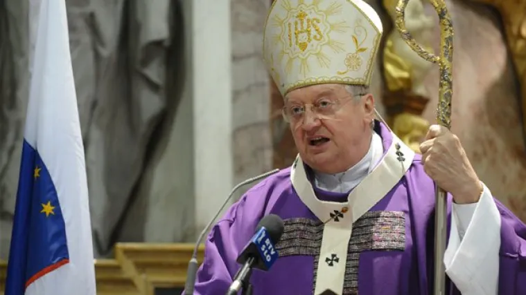 Umirovljeni nadbiskup prekr&scaron;io celibat, djecu ne želi priznati