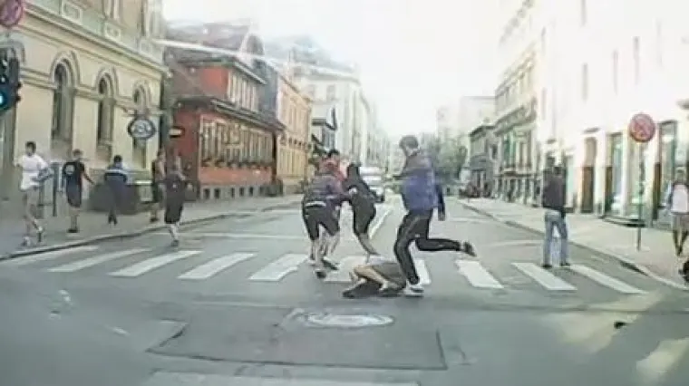 Nisu izdržali: Torcidaši se potukli s Rusima