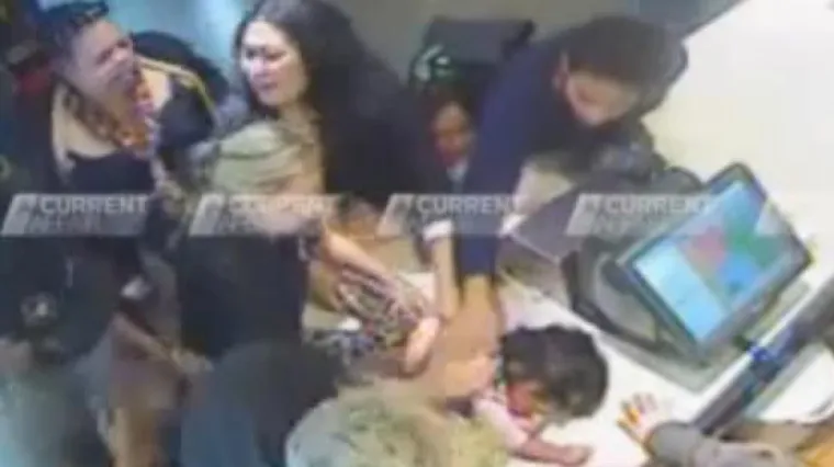 Spa&scaron;en život jednogodi&scaron;nje bebe u McDonald'su