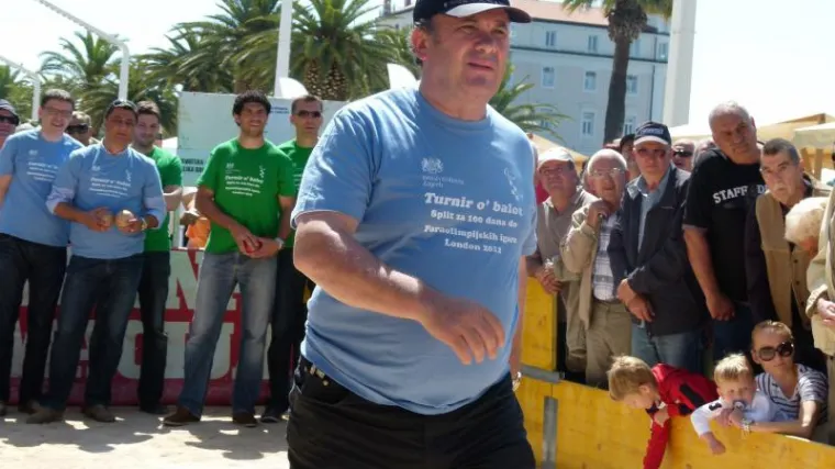 Kerum poludio: Pi*** ti materina, je*** ti majku usranu