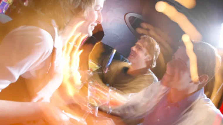 Pijani policajac tjerao goste iz noćnog kluba