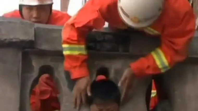 Dječaku glava ostala u ogradi, nitko ne zna kako