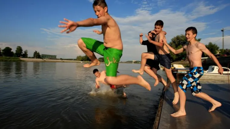 Toplinski udar odgađa početak &scaron;kole?