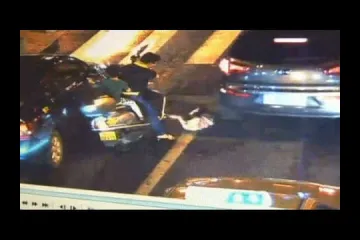 Dijete ispalo s motora i za dlaku izbjeglo strašnu smrt!