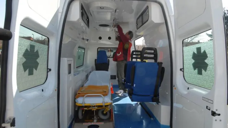 Umro dvogodi&scaron;njak koji je nastradao pod kombijem