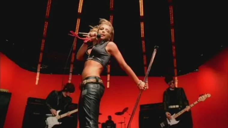 Kako pop zvjezdice već godinama masakriraju rock'n'roll