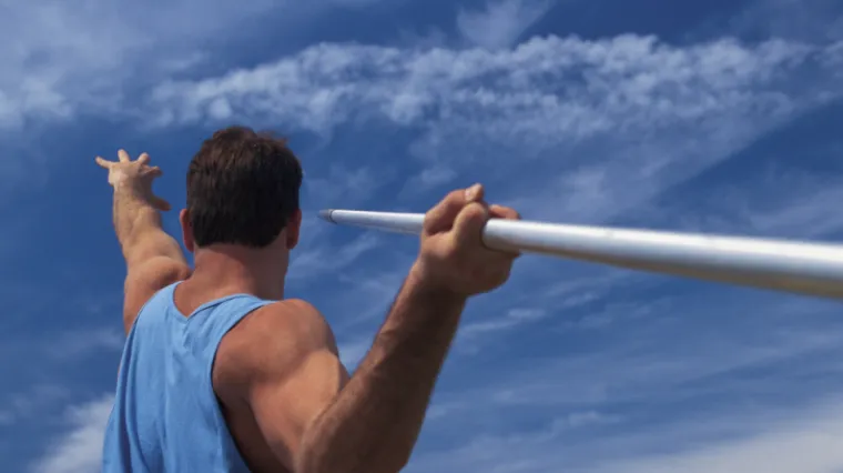 Koplje pogodilo suca, preminuo u bolnici