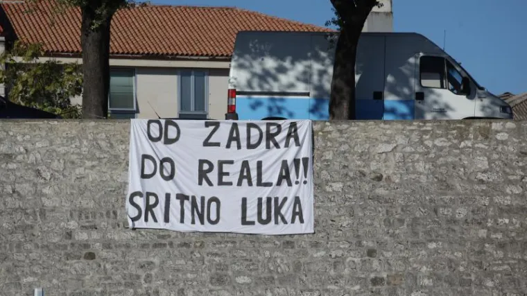 Kako su Zadrani čestitali Luki?