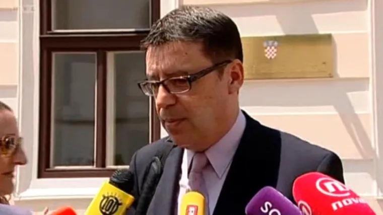 Čvrsta Jovanovićeva ruka: Smijenio jo&scaron; jednog ravnatelja