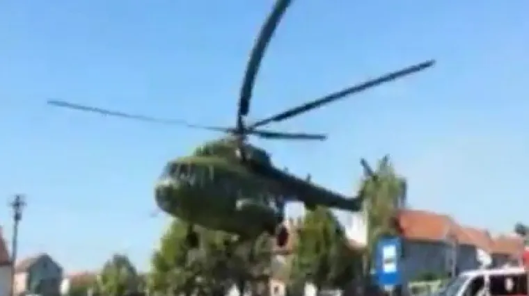 Vojni avion se sru&scaron;io u dvori&scaron;te obiteljske kuće