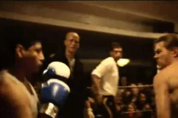 Manekeni se bore za prestiž šakama!