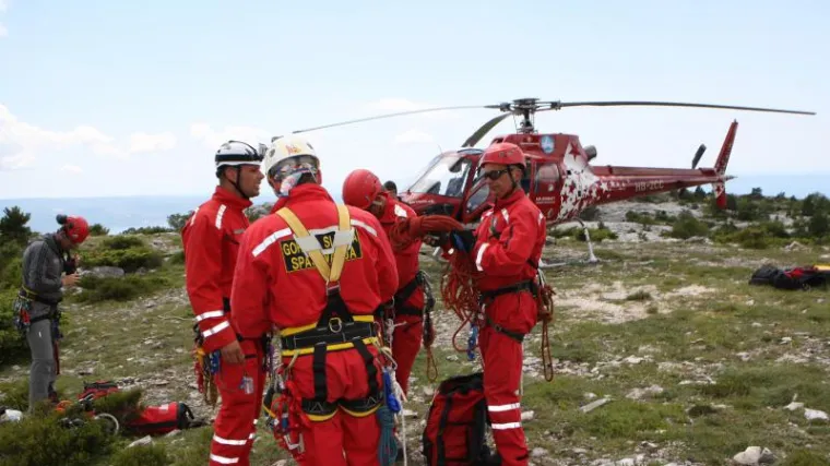 Poginuo 25-godi&scaron;nji alpinist, supenjačica spa&scaron;ena