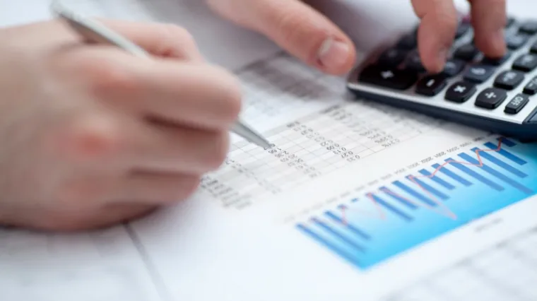 Nikako na zelenu granu: Žene zarađuju manje