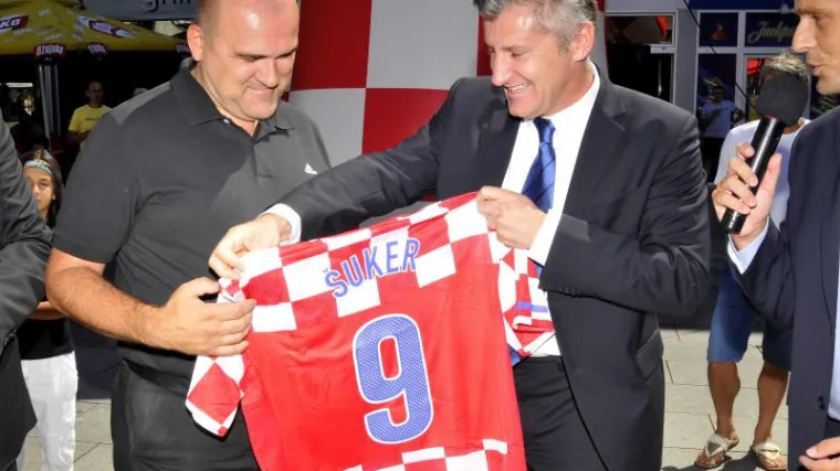 &Scaron;uker potro&scaron;io 275.000 kuna za dresove sa svojim imenom