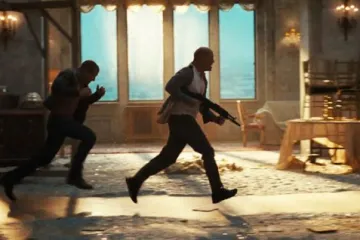 Pogledajte kako Bruce Willis umire muški po peti put!