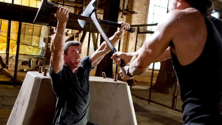 Metak u glavu za Sylvestera Stallonea!