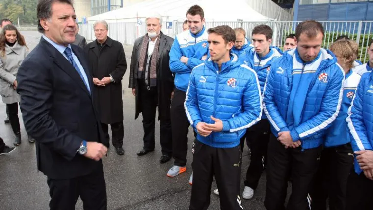 Nevjerojatno: Mamić se 'upla&scaron;io' kamera!