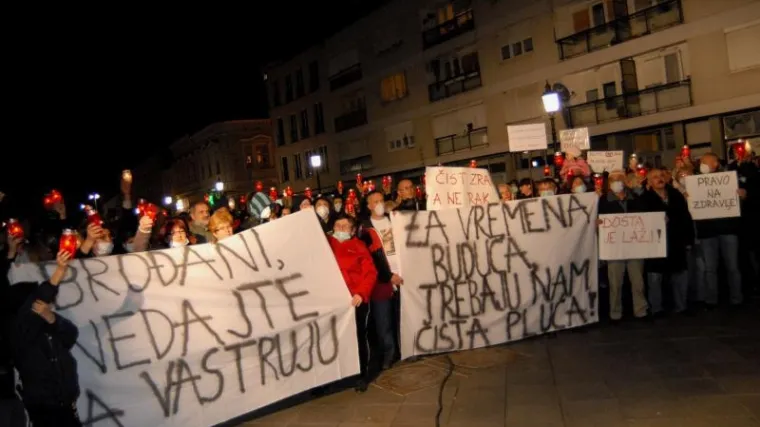 'Ne izlazite iz kuća ako ne morate'