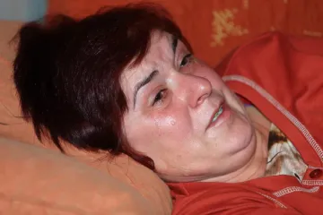 Pijani taksisti 'čoporativno' napali ženu i izgrizli je do krvi