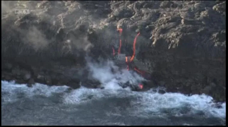 Spektakularna snimka rijeke lave koja se ulijeva u ocean