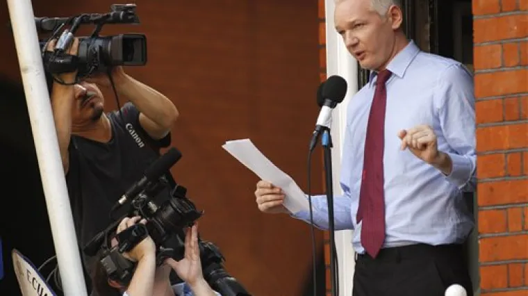 Assange: Nastavit ću objavljivati dokumente
