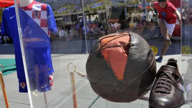 Blatter i Platini na proslavi 100 godina HNS-a