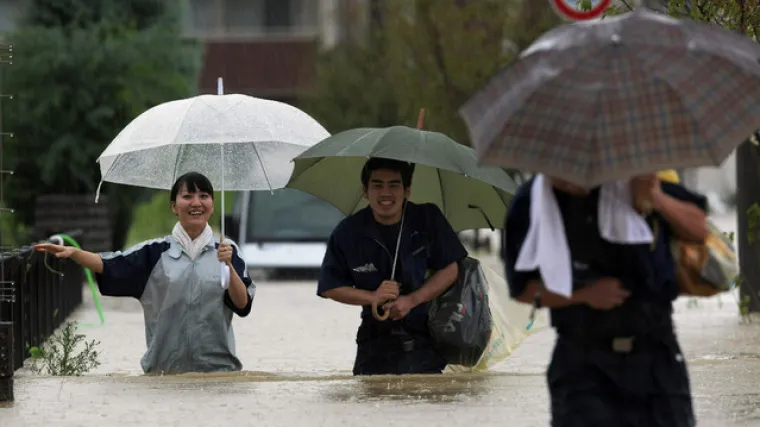Filipine pogodio snažan tajfun, 40.000 ljudi napustilo domove