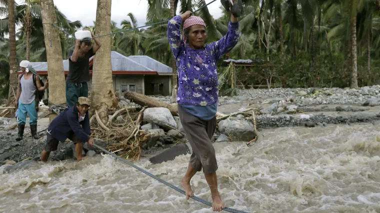 Sandy je 'mala beba' za Bophe: Tajfun ubio gotovo 500 ljudi