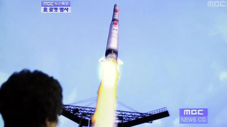 Unatoč osudama Kim Jong-Un najavio nova lansiranja