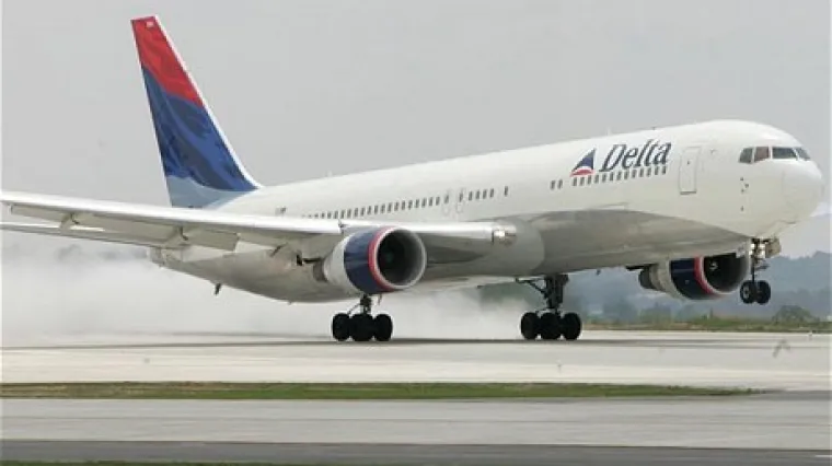 Zrakoplov sletio s piste, nema ozlijeđenih