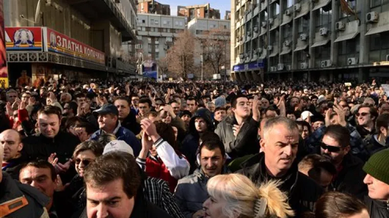 Tisuće Makedonaca zahtijeva ostavku vlade
