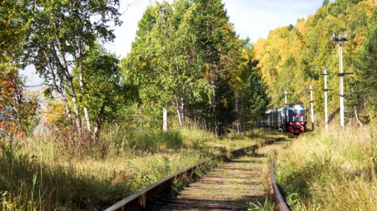 Mladić s dru&scaron;tvom sjedio uz prugu kad ga je udario vlak!