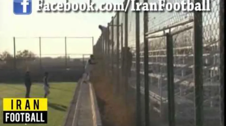 &Scaron;okantan potez iranskog igrača usred utakmice