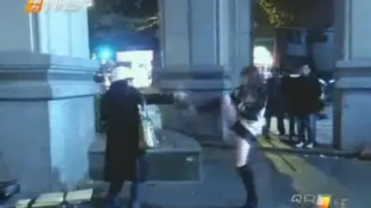 Hrabra tinejdžerica izbila oružje iz ruku suicidalne žene