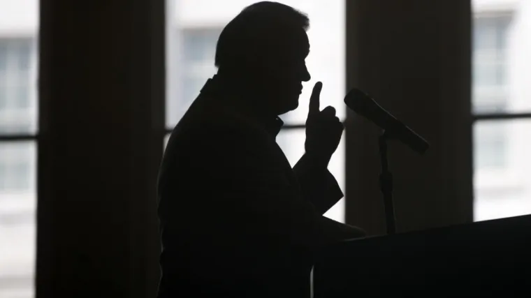 Počelo suđenje bračnom paru optuženom za špijunažu